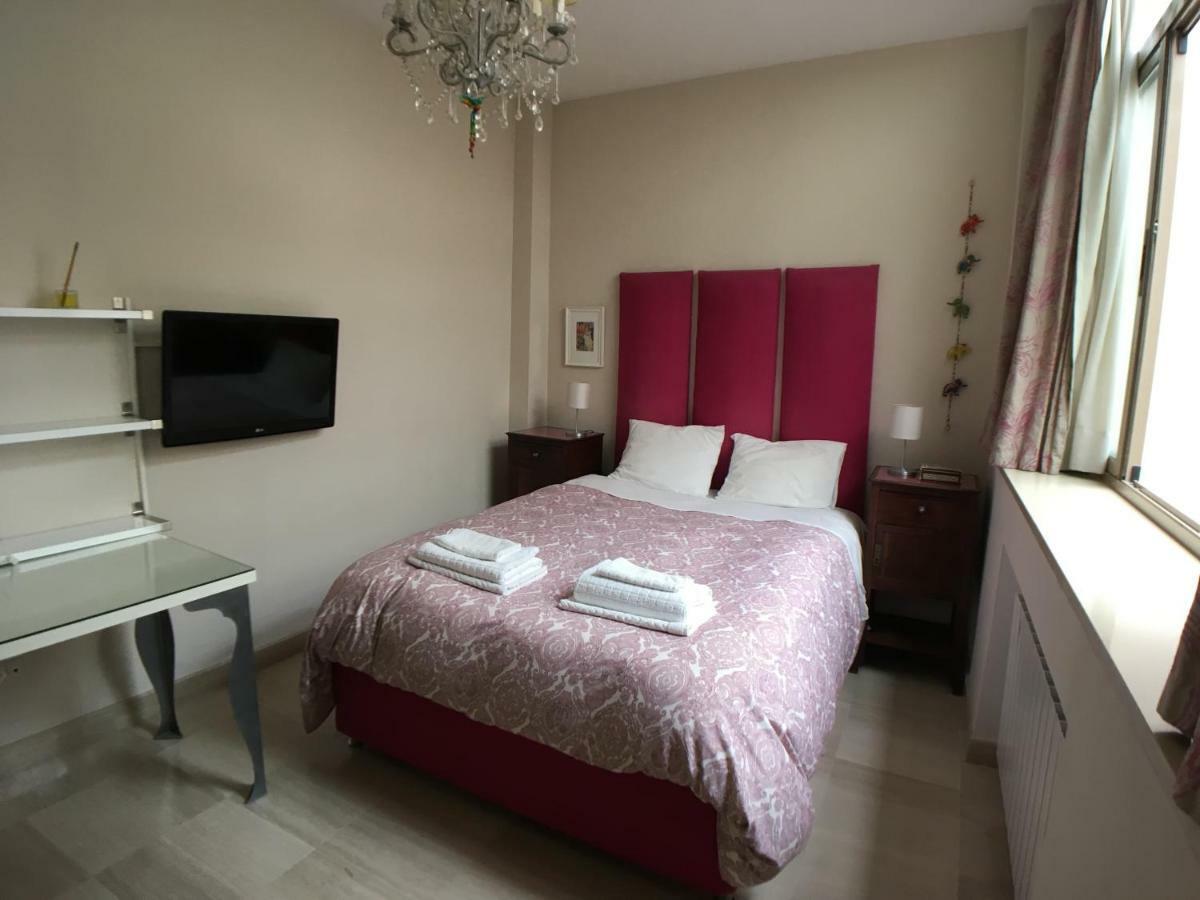 Guest House Europa 12 Seville Exterior photo